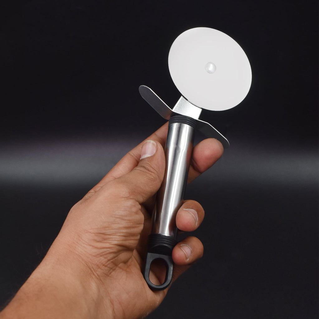 2732 Stainless Steel Pizza Cutter Pastry Cake Slicer Sharp Wheel Type